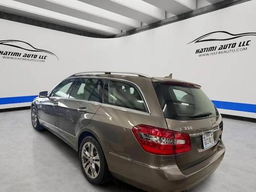 Beige 2011 Mercedes-Benz E-Class 4MATIC