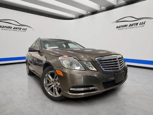 Beige 2011 Mercedes-Benz E-Class 4MATIC
