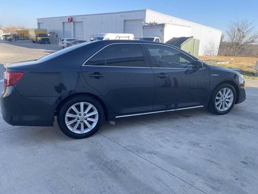 2014 Toyota Camry Hybrid XLE