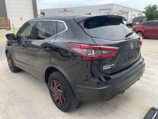 Black 2020 Nissan Rogue Sport S