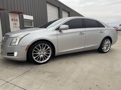 2013 Cadillac XTS Platinum