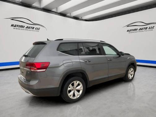 Gray 2018 Volkswagen Atlas 2.0T SE w/Technology