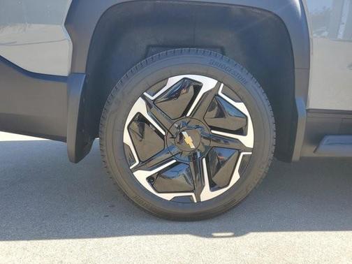 2025 Chevrolet Silverado EV LT