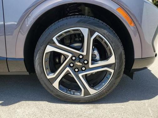 2025 Chevrolet Equinox EV LT 2