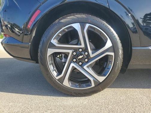 2026 Chevrolet Equinox EV LT 2