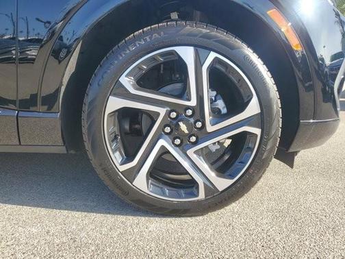 2026 Chevrolet Equinox EV LT 2