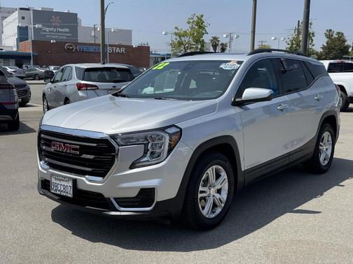 2022 GMC Terrain SLE