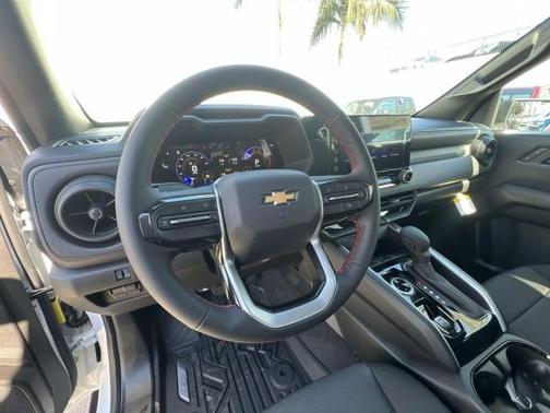 2025 Chevrolet Colorado WT