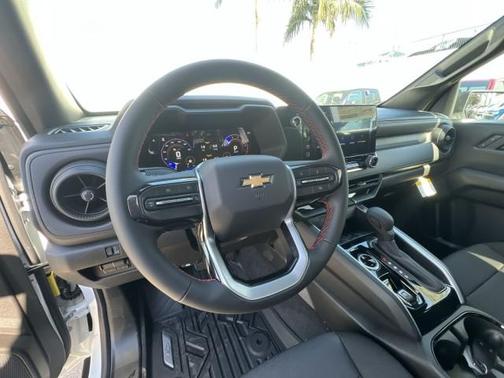 2025 Chevrolet Colorado WT