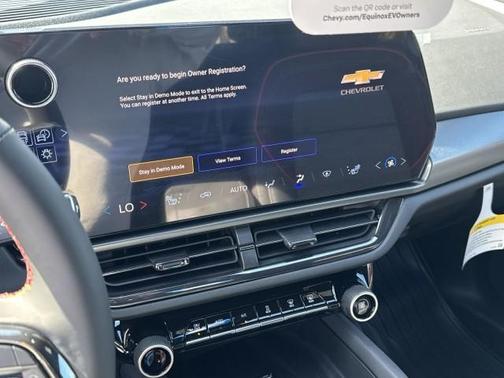 2025 Chevrolet Equinox EV RS