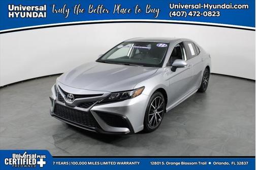2022 Toyota Camry SE