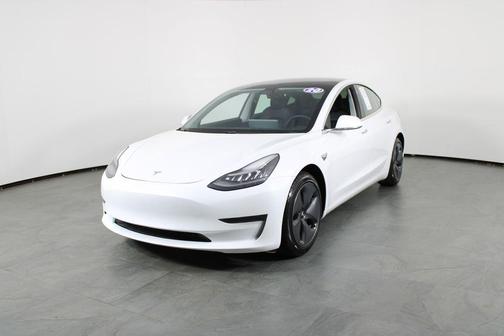 Pearl White Multi-Coat 2020 Tesla Model 3 Standard Range Plus