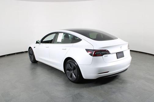 Pearl White Multi-Coat 2020 Tesla Model 3 Standard Range Plus