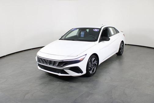 2025 Hyundai ELANTRA HEV SEL Sport