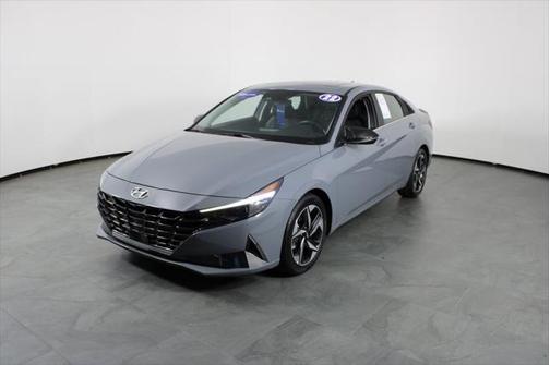 2022 Hyundai ELANTRA Limited