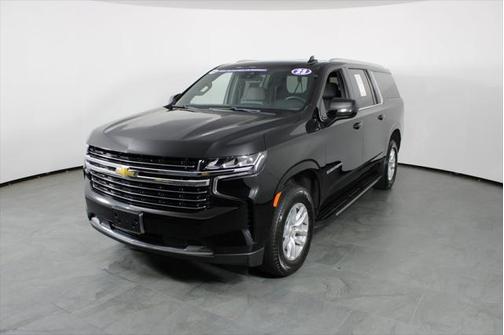 2023 Chevrolet Suburban LT