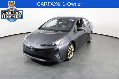 2016 Toyota Prius Four Touring