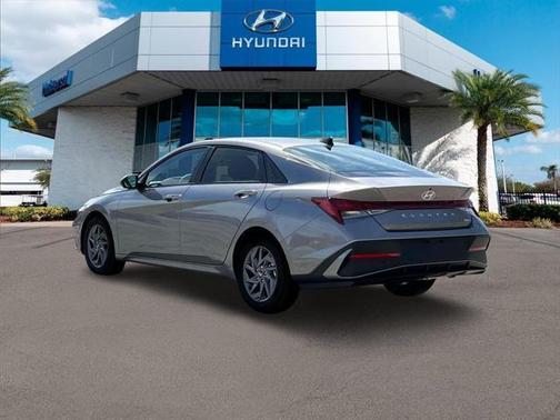 2025 Hyundai ELANTRA HEV Blue