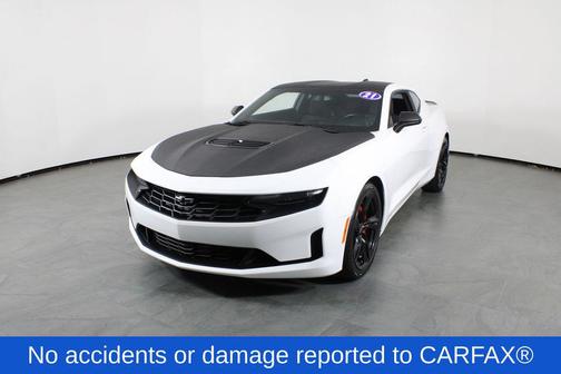 2021 Chevrolet Camaro RWD Coupe LT1