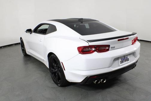 2021 Chevrolet Camaro RWD Coupe LT1