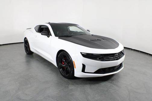 2021 Chevrolet Camaro RWD Coupe LT1