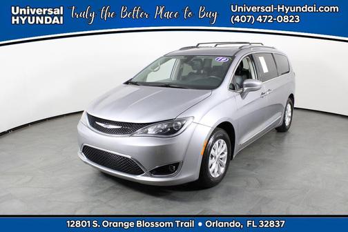 2019 Chrysler Pacifica Touring L