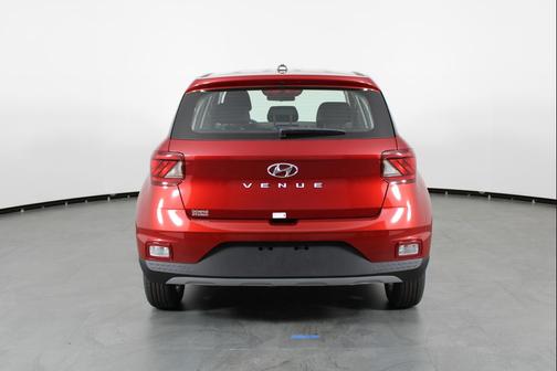 2025 Hyundai VENUE SE