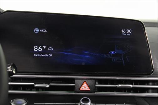 2022 Hyundai ELANTRA Limited