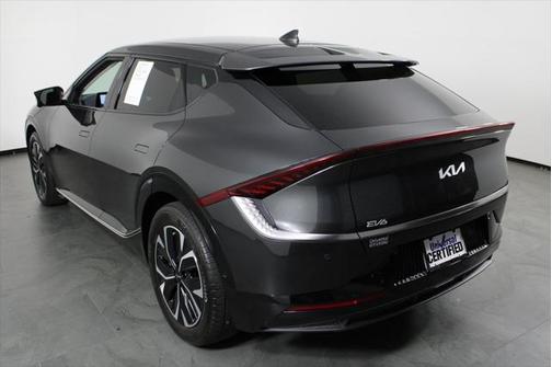2022 Kia EV6 Wind