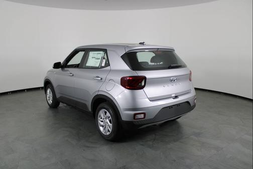 2025 Hyundai VENUE SE