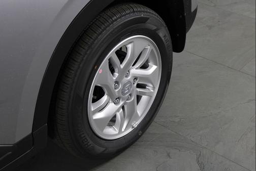 2025 Hyundai VENUE SE