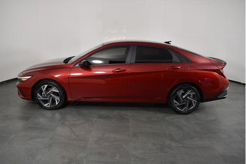 2025 Hyundai ELANTRA Sport