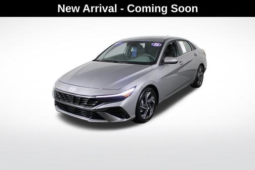 2025 Hyundai ELANTRA SEL