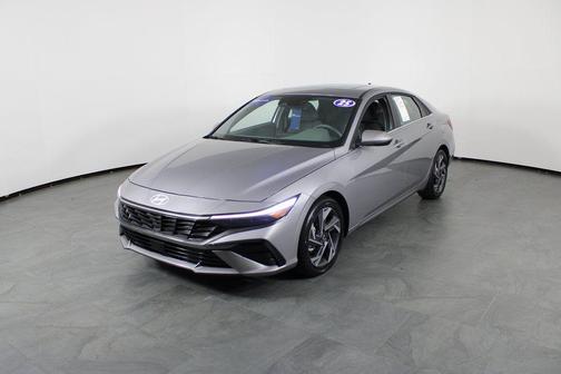 2025 Hyundai ELANTRA SEL