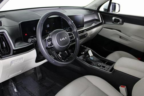 2024 Kia Sorento EX