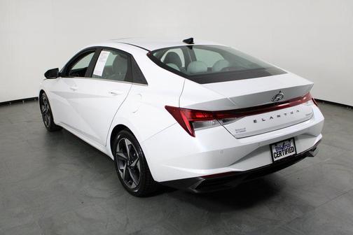 2022 Hyundai ELANTRA Limited