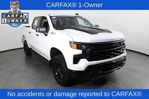 Summit White 2026 Chevrolet Silverado 1500 Custom Trail Boss