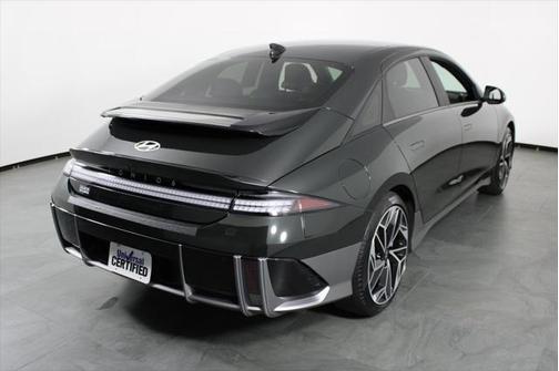 2023 Hyundai IONIQ 6 SE