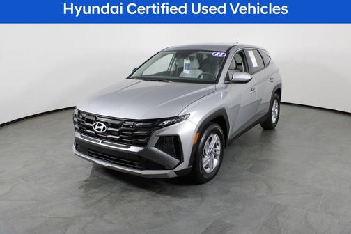 Shimmering Silver 2025 Hyundai TUCSON SE