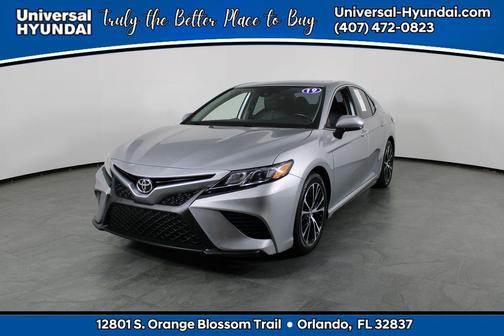 2019 Toyota Camry SE