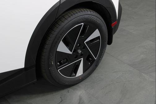 2025 Hyundai IONIQ 5 SE