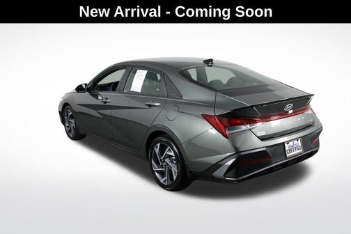 2025 Hyundai ELANTRA HEV SEL Sport
