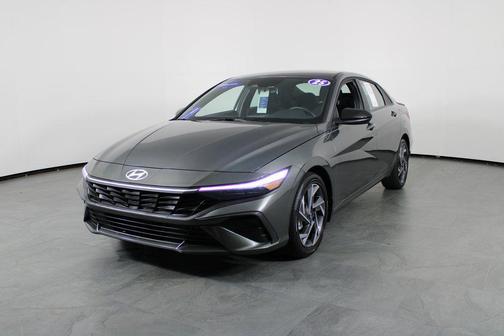 2025 Hyundai ELANTRA HEV SEL Sport