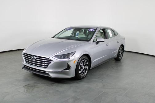 2023 Hyundai SONATA Hybrid Base