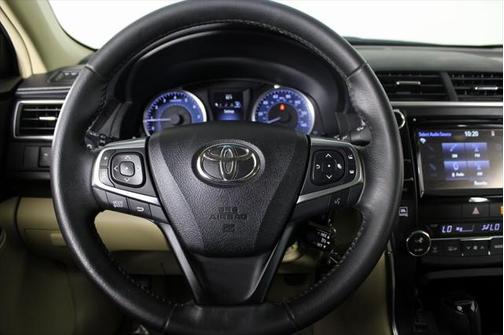 2017 Toyota Camry XLE