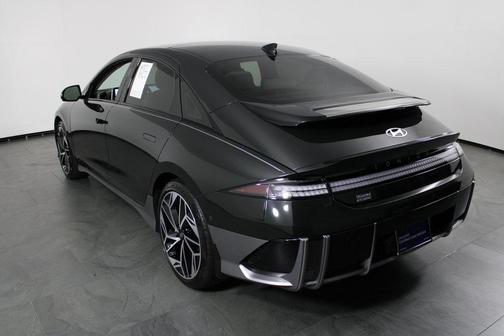 2023 Hyundai IONIQ 6 Limited