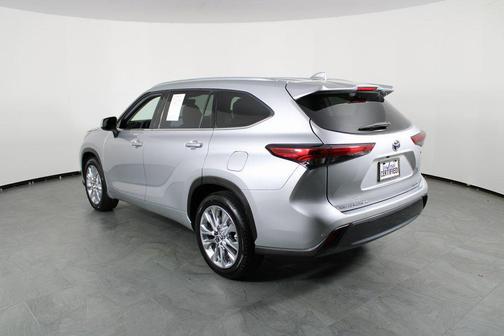 2023 Toyota Highlander Hybrid Limited