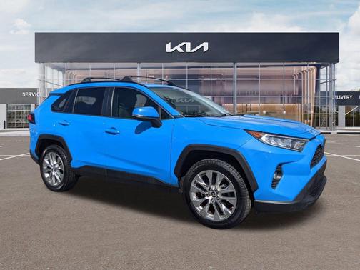 2019 Toyota RAV4 XLE Premium