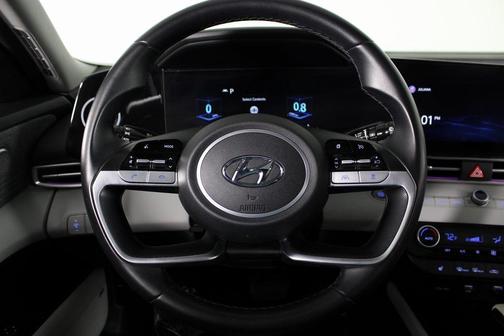 2021 Hyundai ELANTRA Limited