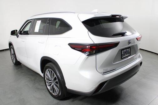 2025 Toyota Highlander Hybrid Limited